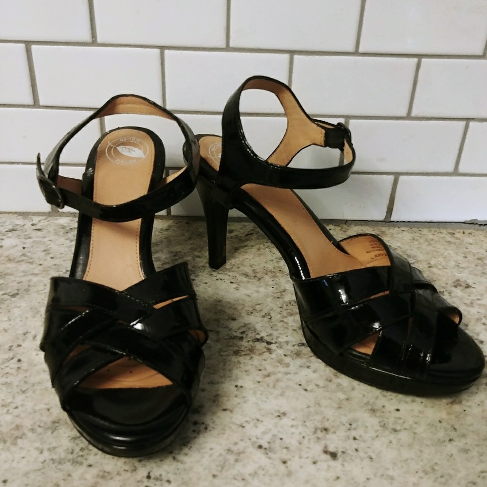 Nurture black heels